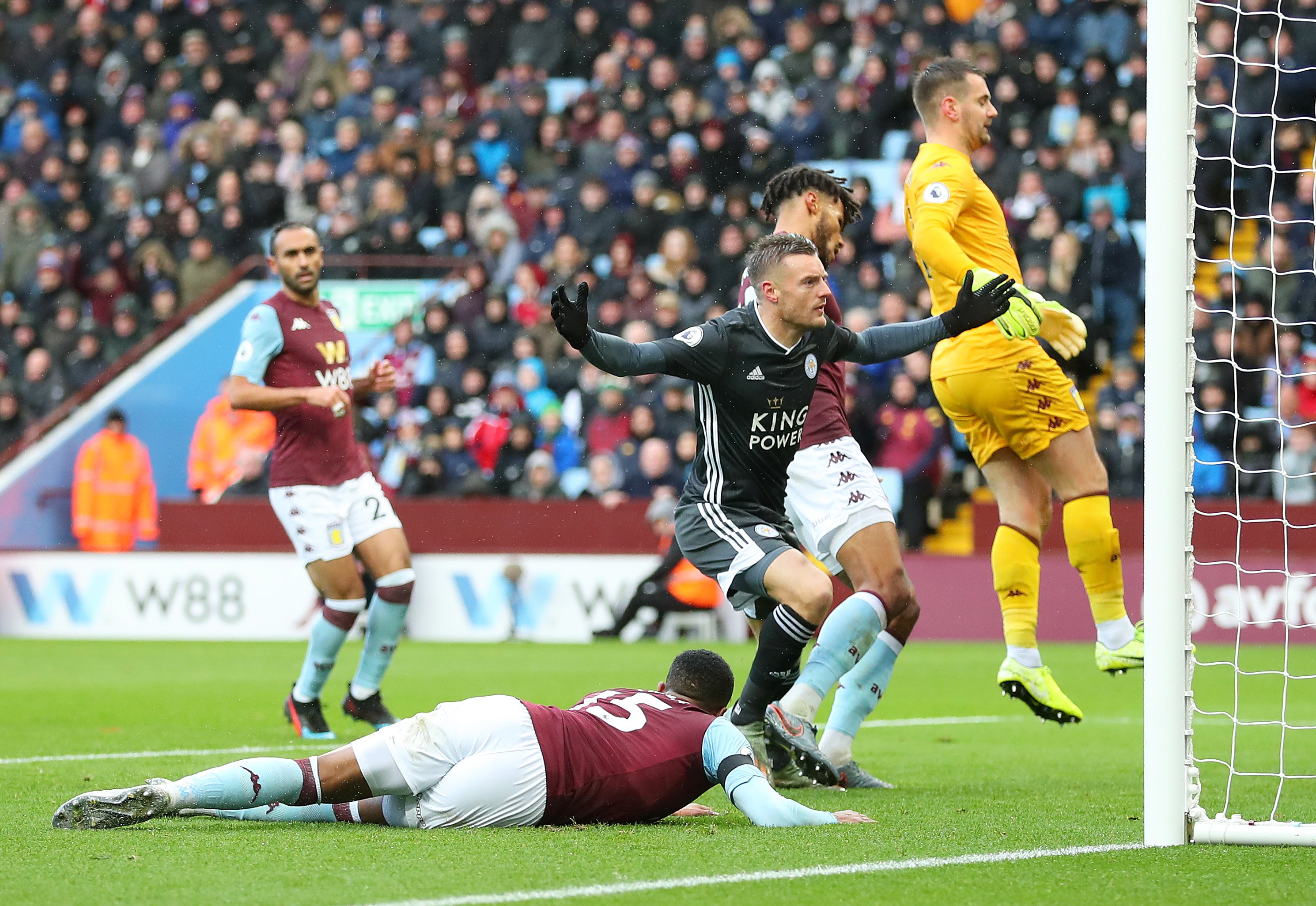 持续吸引全 持续吸引全